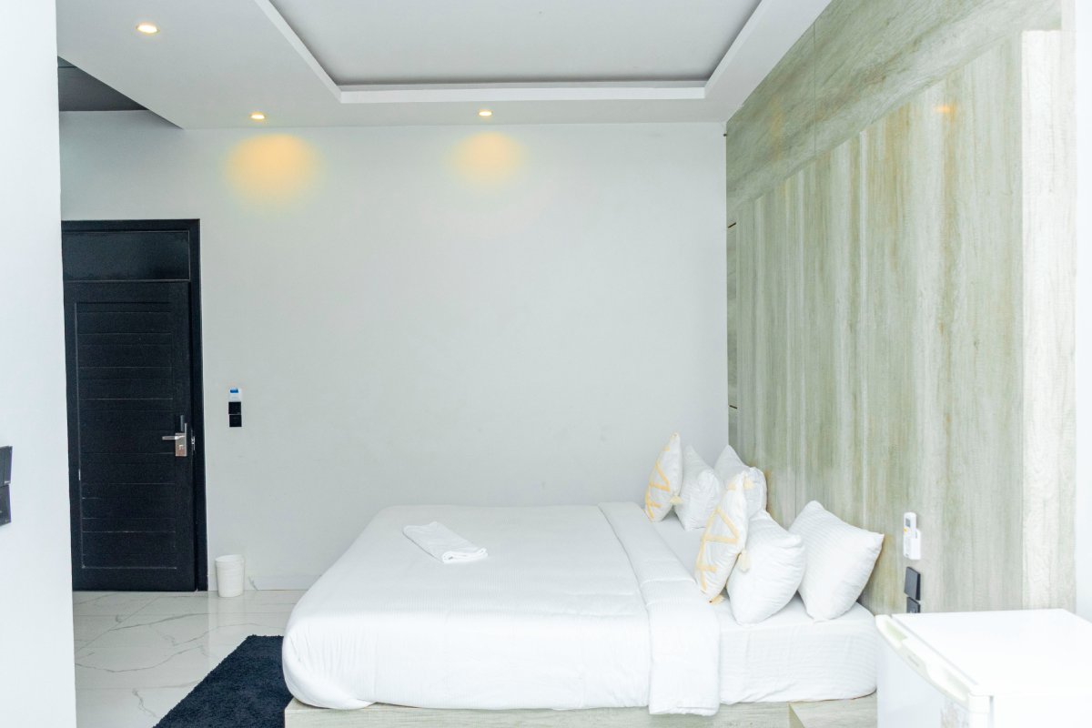 Executive Suite Image 7