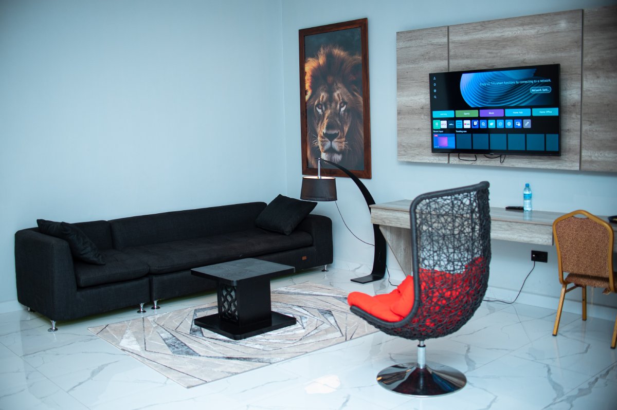 Deluxe Suite