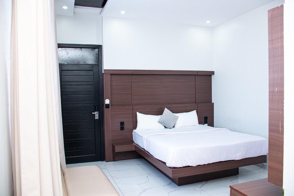Executive Room Image 6