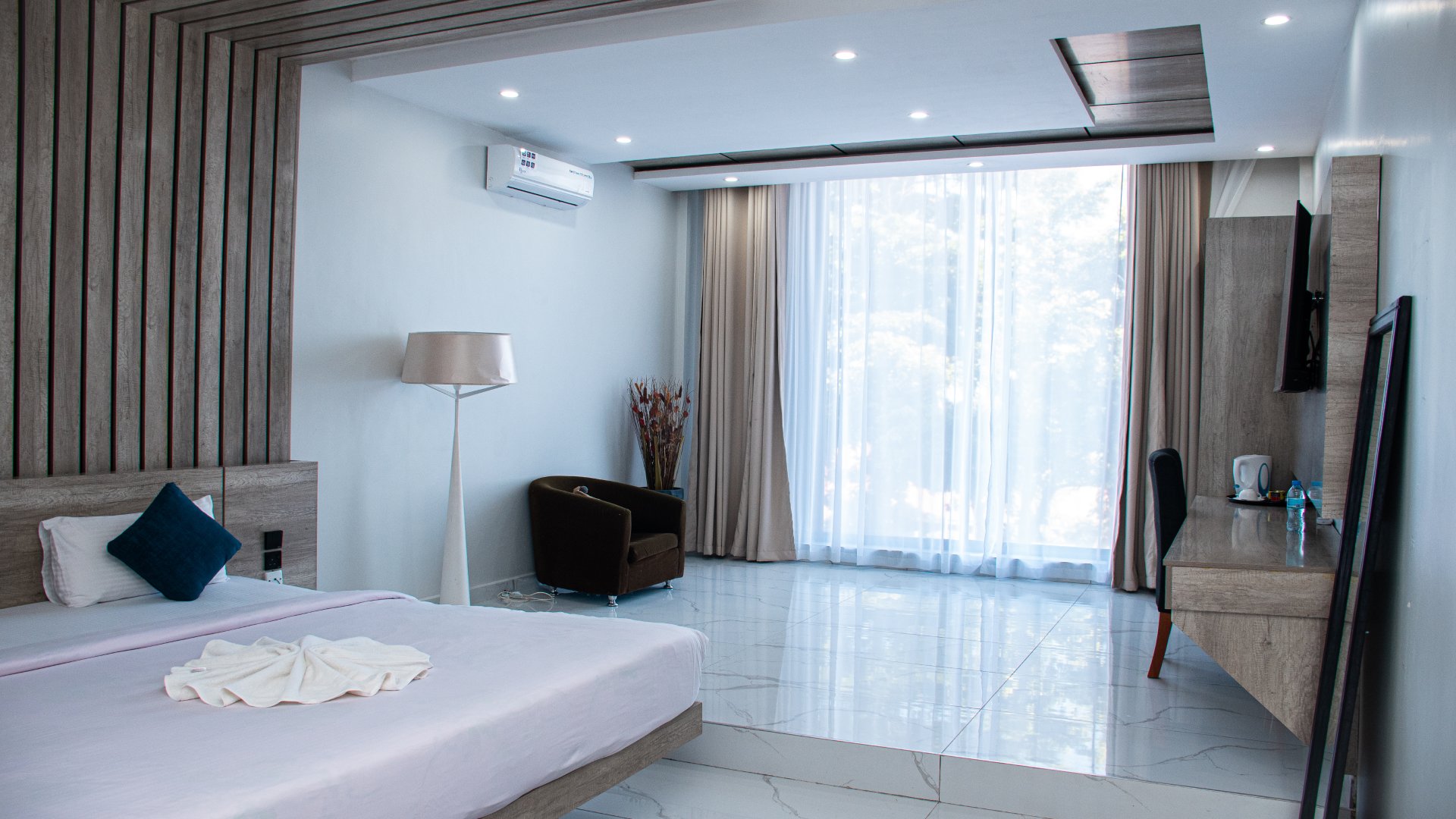 Rooms and Suites at Point Zone Resort